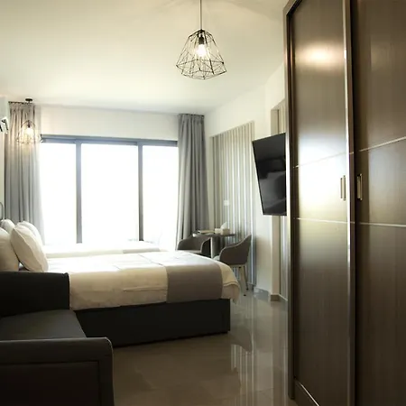 Jimmy's 3* Larnaca