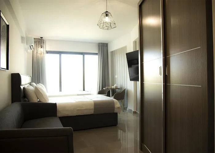 Jimmy's 4* Ларнака