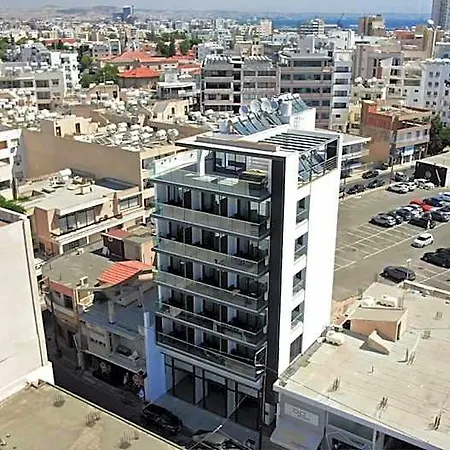 Ξενοδοχείο με διαμερίσματα Jimmy's Λάρνακα