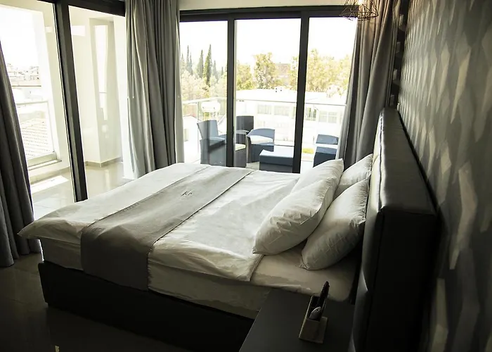 Jimmy's Aparthotel Larnaca