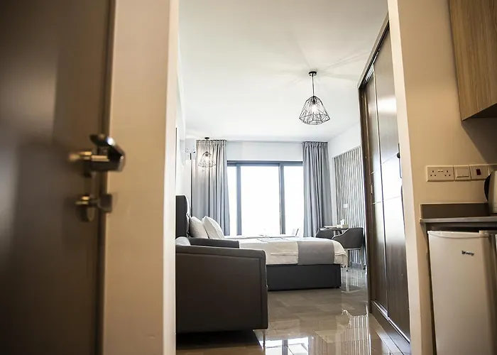 Jimmy's Aparthotel Larnaca