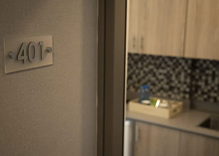 Jimmy's Aparthotel Larnaca